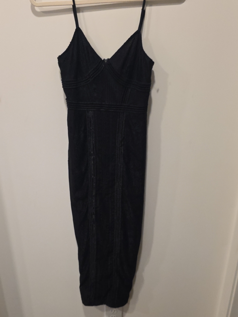 PrettyLittleThing Black Spaghetti-Strap Midi Dress